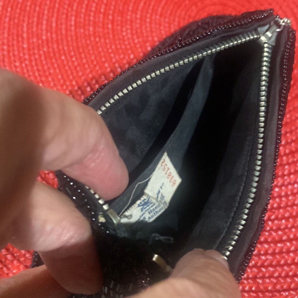 Beautiful vintage beaded clutch - Picture 4 of 7